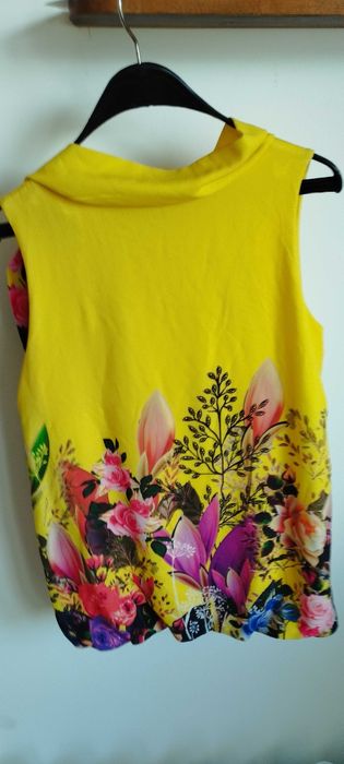 Блуза жълта на цветя, размер М