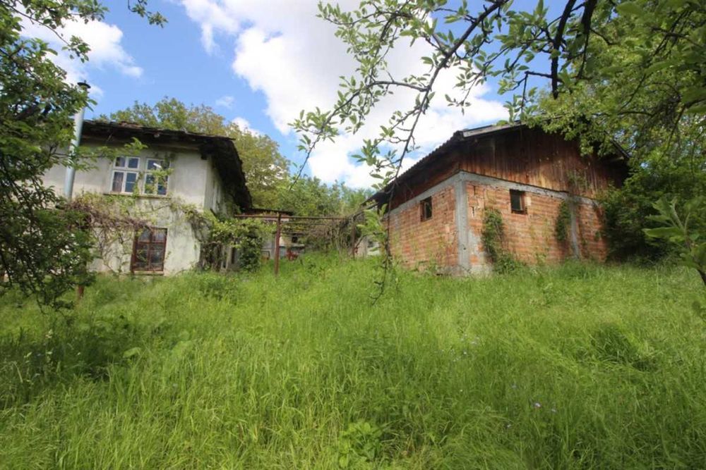 Къща в с. Съботковци, общ. Габрово