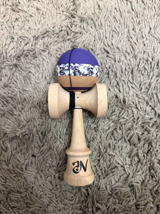kendama krom pro model adrian vilau