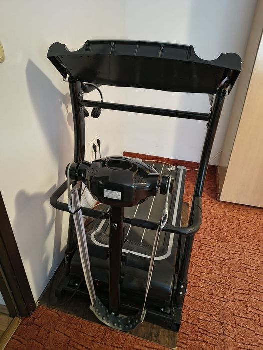 Banda alergare cu aparat vibro-masaj