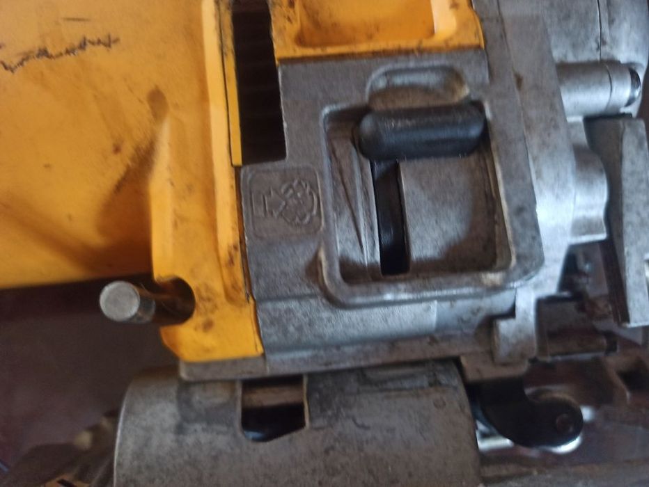 Fierastrau electric DeWalt