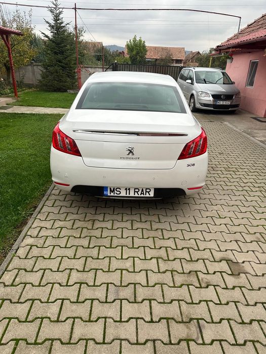 Peugeot 508 Hybrid, 2013