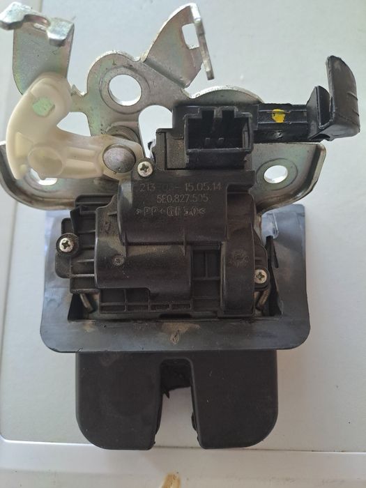 De vânzare! Incuietoare portbagaj skoda octavia 3 break din 2015 !