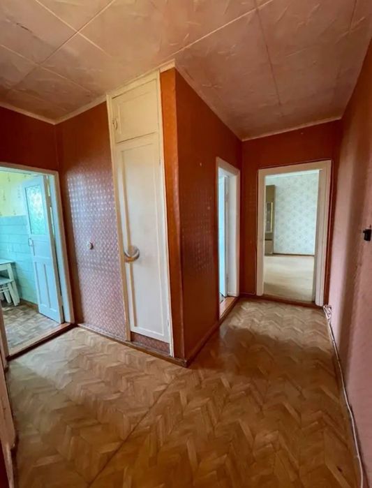 Продам 3 комнатную квартиру