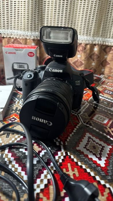 Сonon 700D зеркальный фотоаппарат