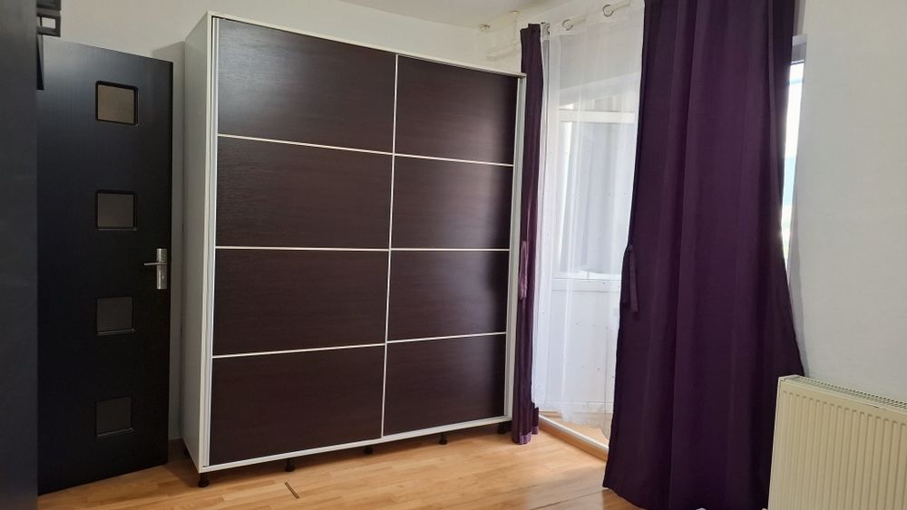 Închiriere garsoniera cu balcon