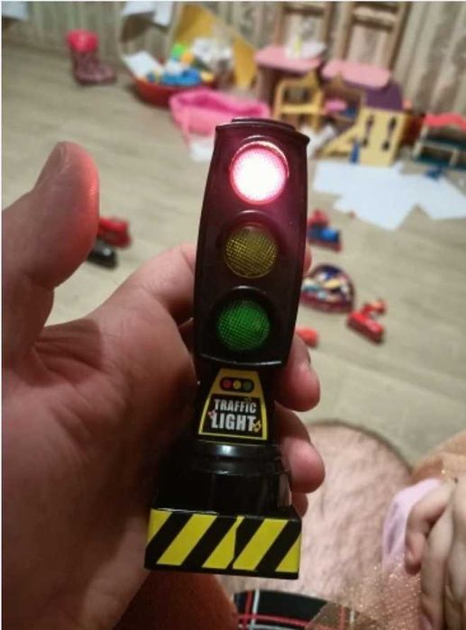 Светящийся светофор для детей