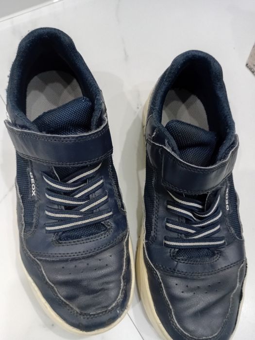 Кроссовки в хорошем состоянии