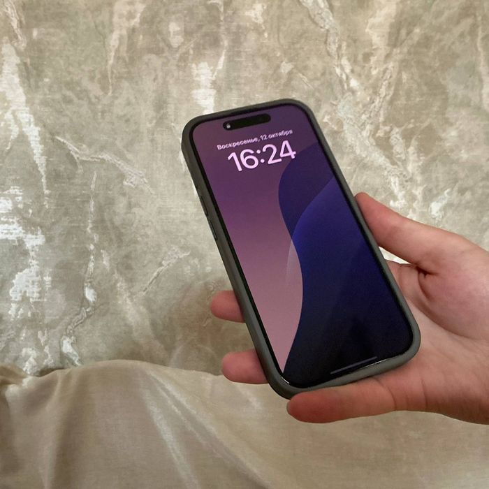 IPHONE 16 pro 8/128 GB. Аккумулятор-100%. Гарантия до 20 августа 2026