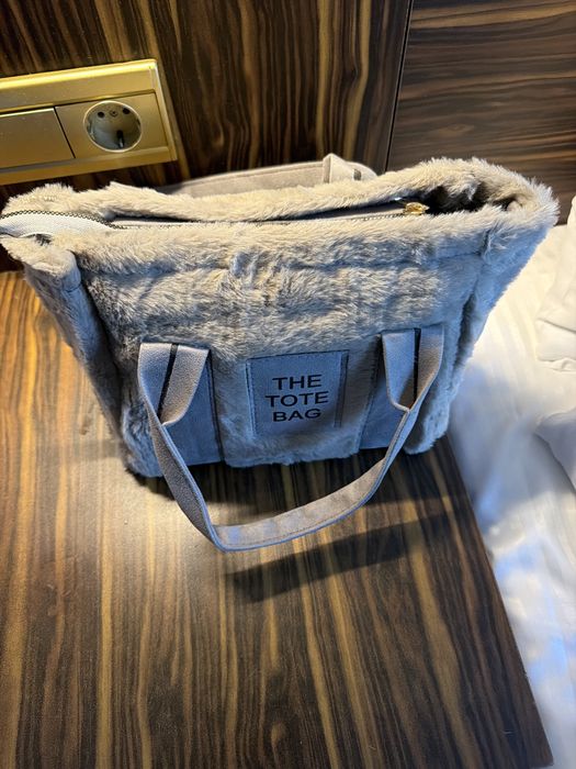 The Tote bag чанта