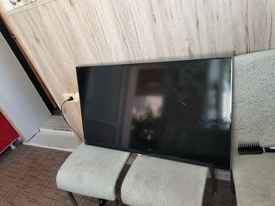 Продам телевизор Самсунг 40