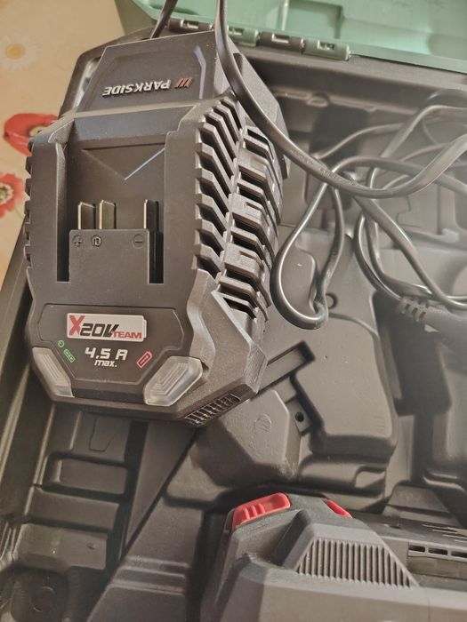 Продавам батерии на Парксайд