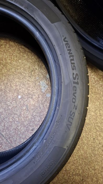 2бр летни гуми Hankook 235 50 19