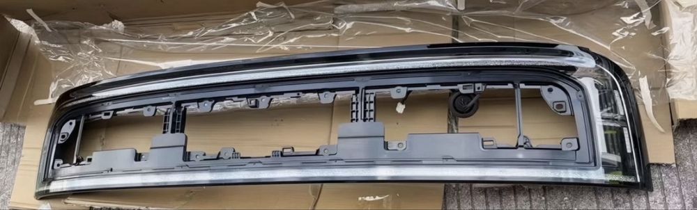 Задний фонарь Zeekr 9X