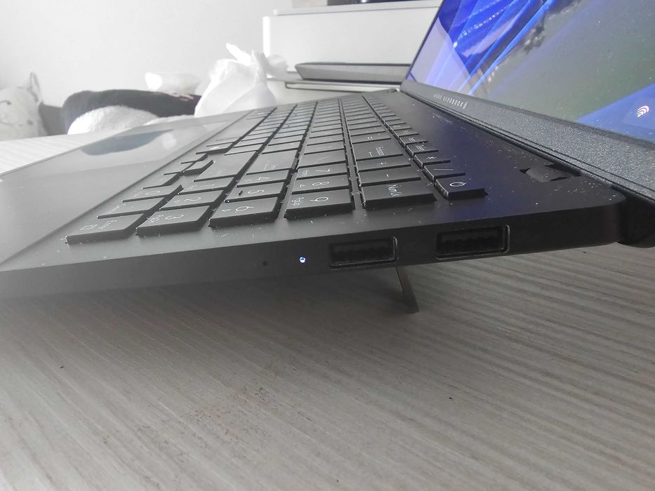 Laptop Asus Vivobook S 16 OLED 3.2K 120Hz, AMD Ryzen AI 9 HX 370, 32gb ram ddr5, 1Tb ssd,