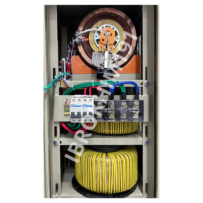 Стабилизатор напряжения оригинал