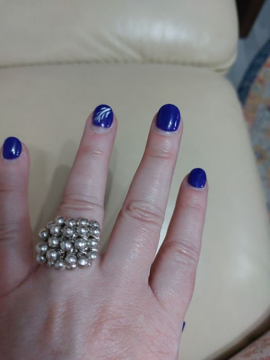 Vând inel dragut din argint 925.