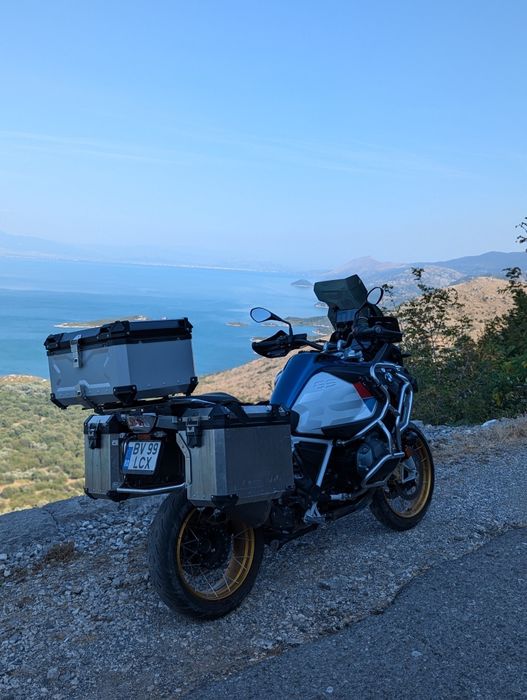 BMW R1250GS Adventure 2020 – Low Suspension, Top Case + Cutii