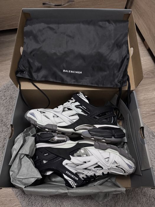 Balenciaga tracks v2 44