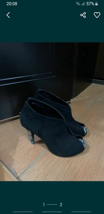 Полусапожки  замшевые и кеды и спортивные кроссовки