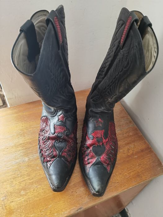 botas valverde del camino