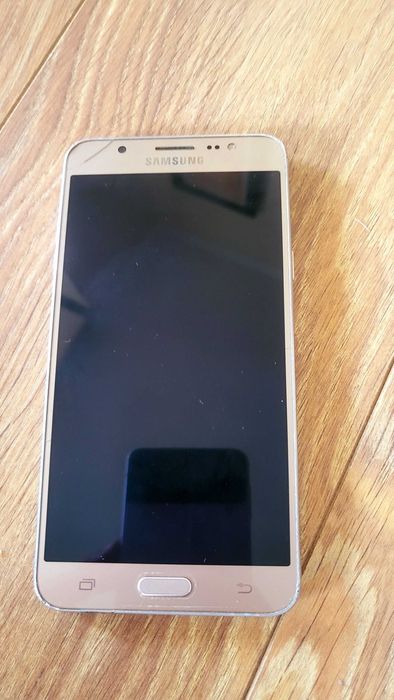 Телефони за части :Iphone, Samsung и Nokia