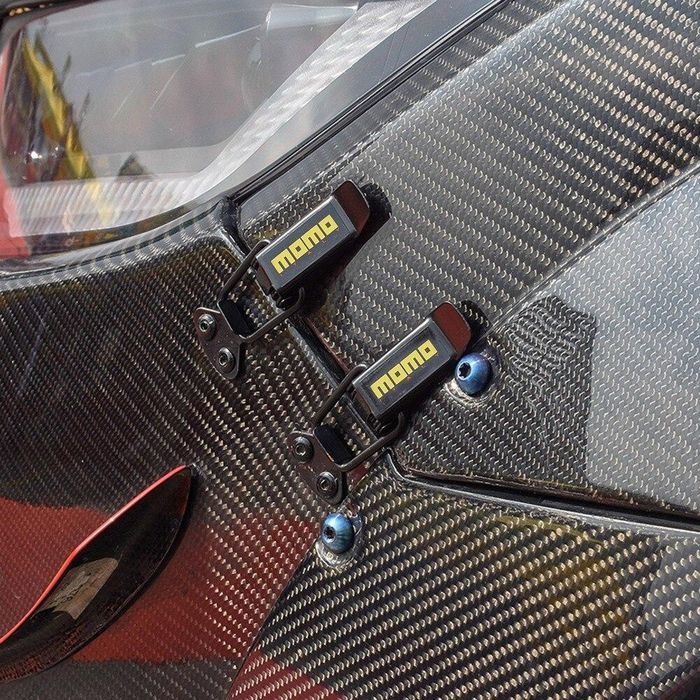 фиксиращи закопчалки за бързо освобождаване на броня,калник,капак ...