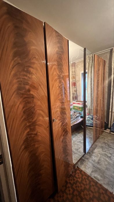 Спальный гарнитур