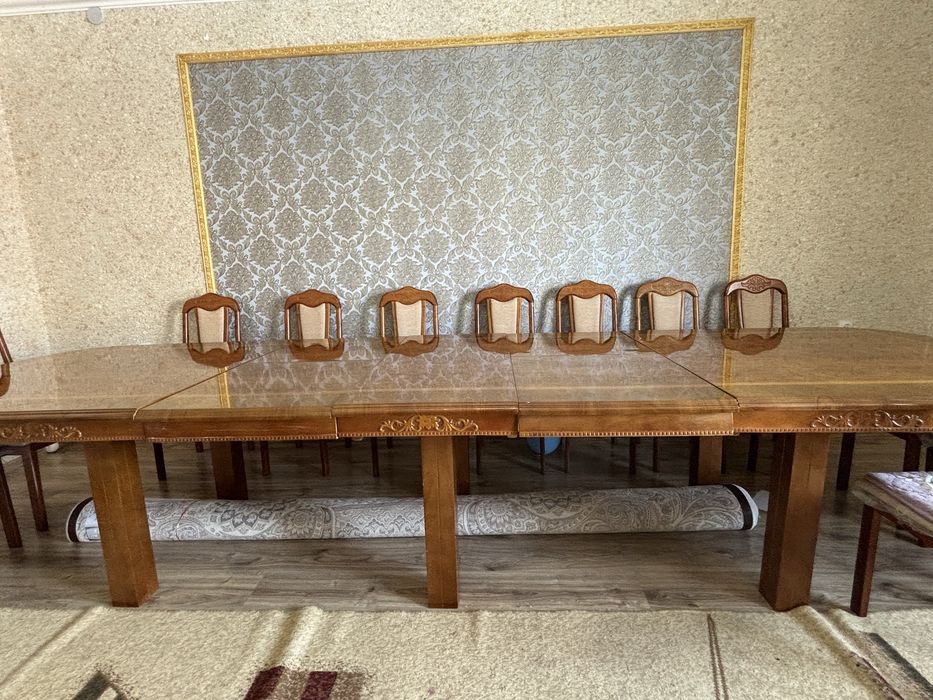 СТОЛ С 12 Стулиями Срочно