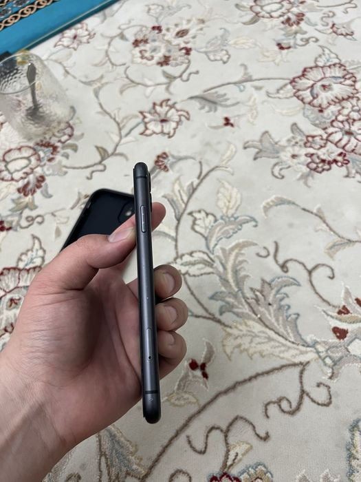 Продается Айфон 11