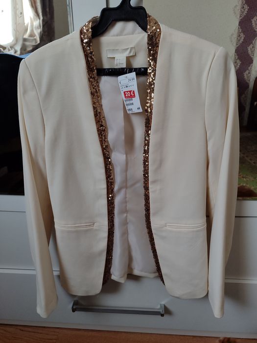 Пиджак новый H&M 10000тг