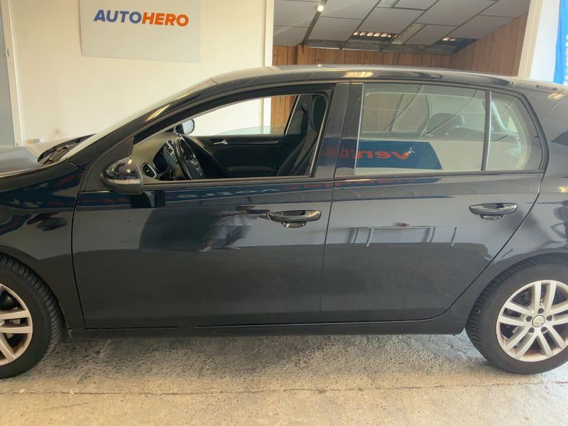 Volkswagen Golf VI 1.6 TDI Comfortline 2010