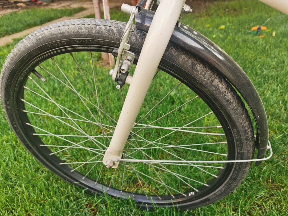 Bicicleta city de DAMA- BTWIN - Aproape noua