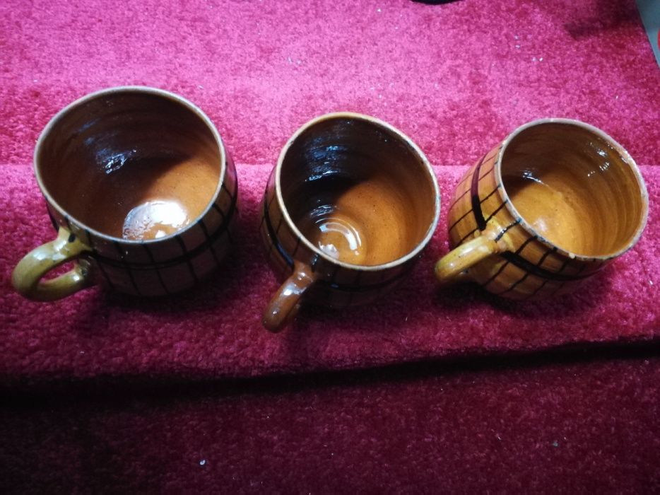 3 bucati cesti din lut