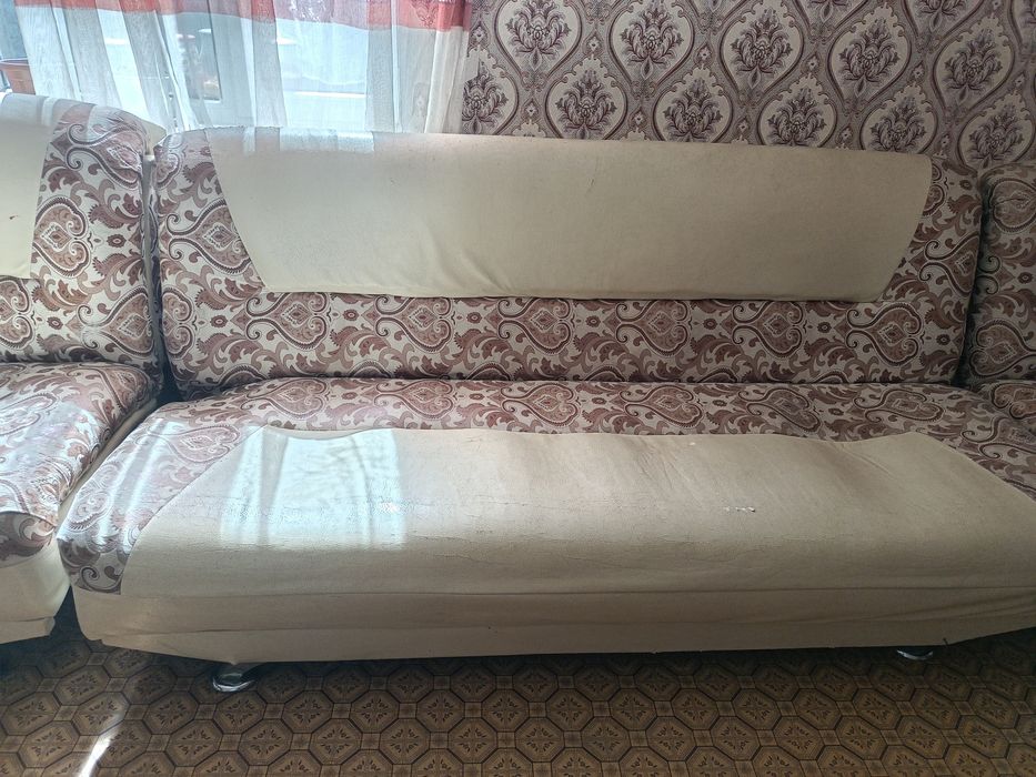 диван 50тыс а телевизер 20