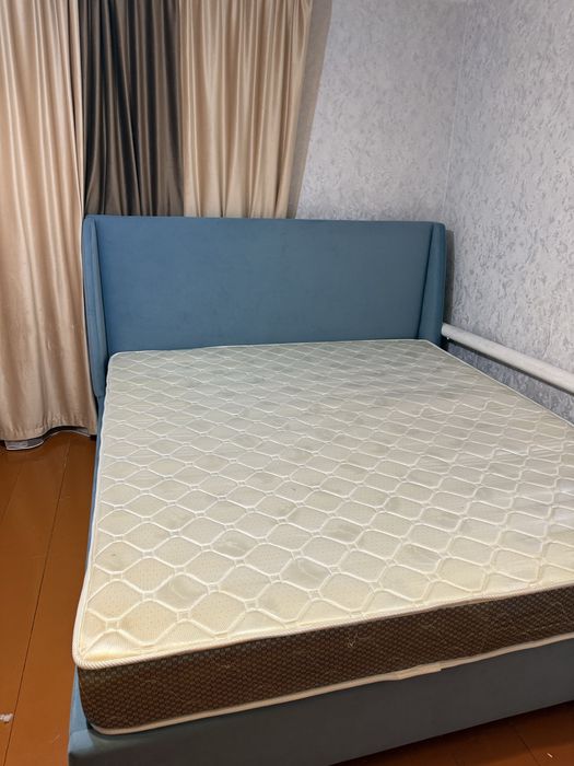 Продам кровать спальный