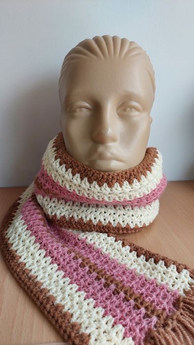 Ръчно изплетени шалове