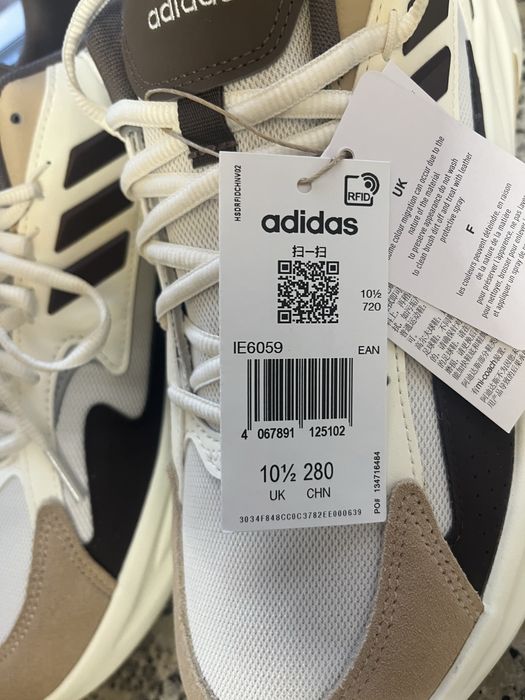 Кроссовки Adidas Ozwave