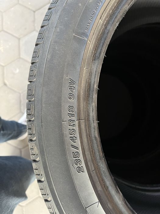 Продается шины Yokohama