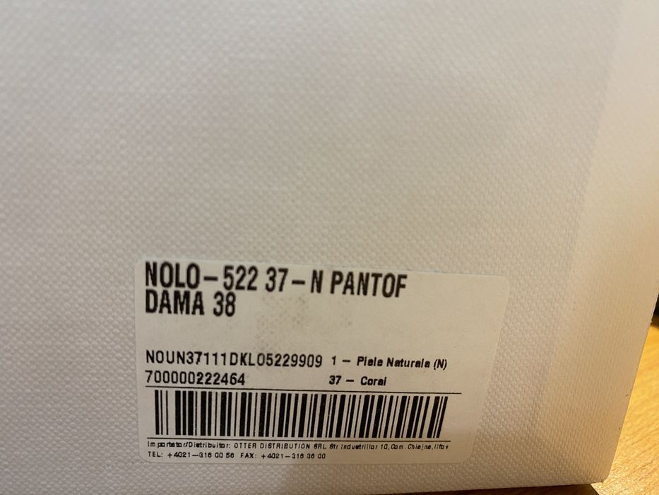 Pantofi cu toc din piele naturala