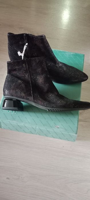 Полусапожки женские 37,5 размер