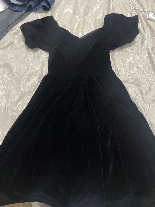 Продам платье велюровое