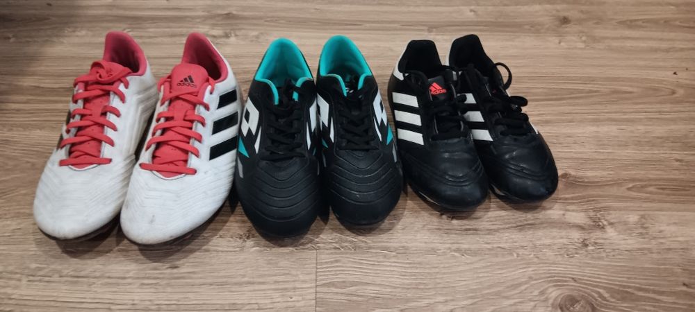 Детски футболни обувки