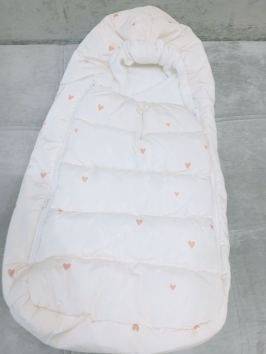 Продам детский комбинезон и кокон