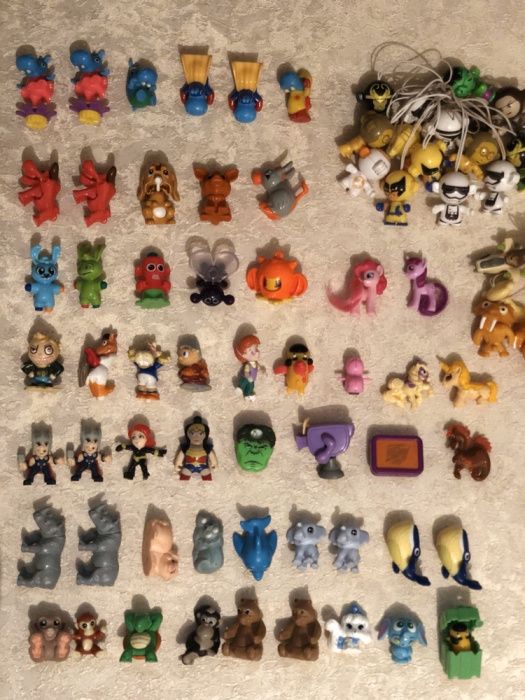 Kinder igrushki prodam