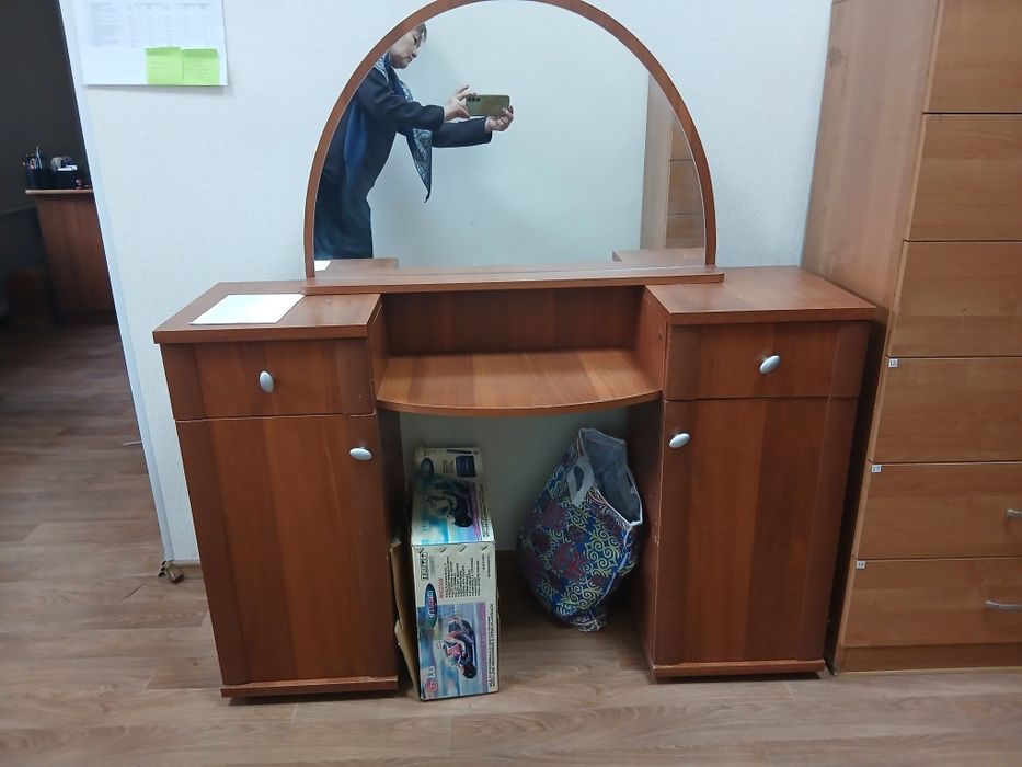 Туалетный столик