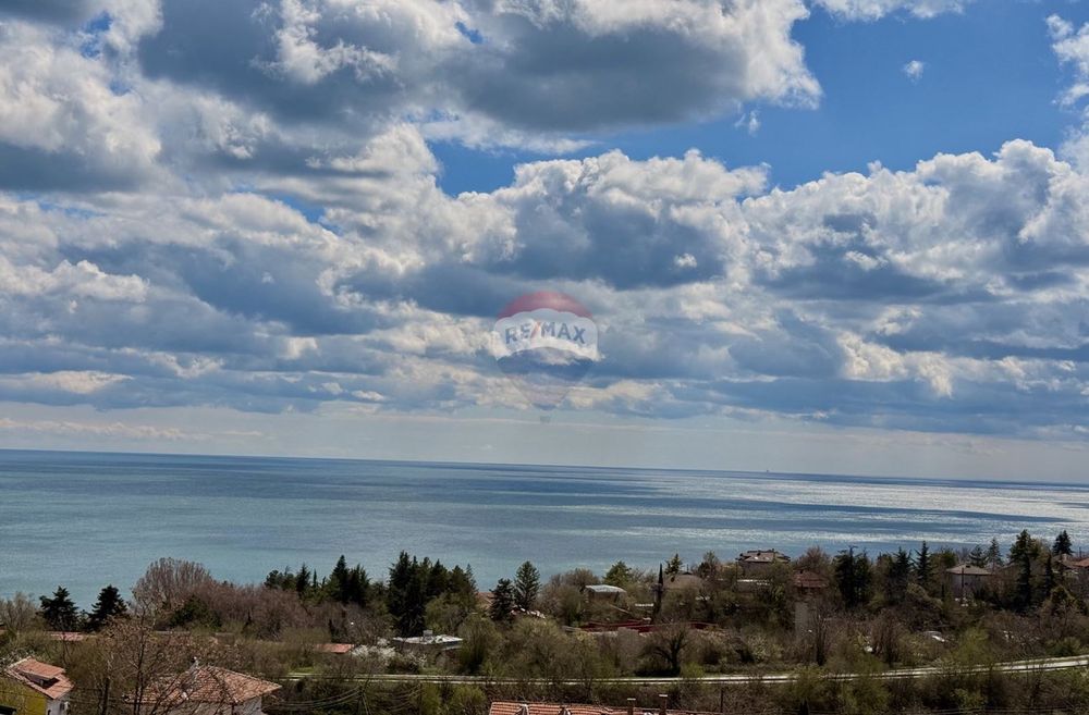 Продава се Тристаен апартамент в Балчик - 127 кв.м за 562 €/кв.м - Снимка #11