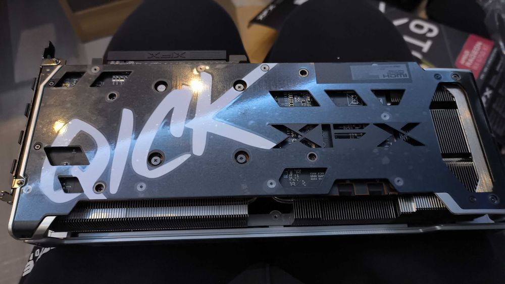 Видео карта AMD Radeon RX 6750 XT 12GB