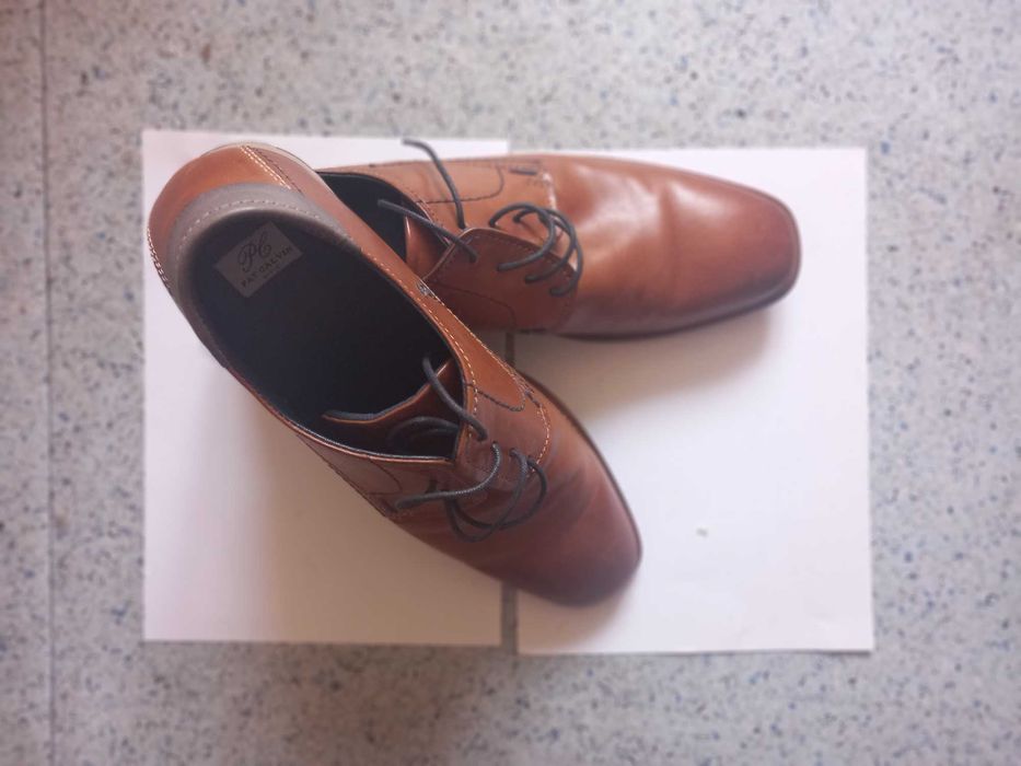 Pantofi Pat Calvin noi