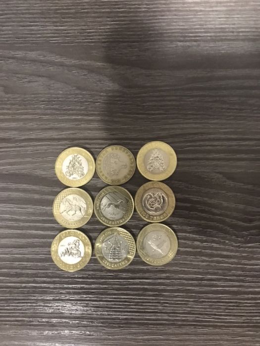 Продам монеты 100 тенге